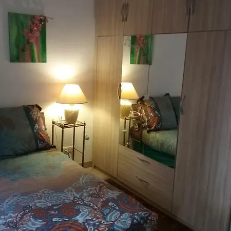 Δωμάτια σε οικογενειακή κατοικία D'hote Chez Betty
